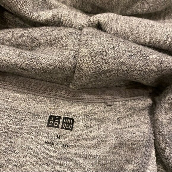 Uniqlo Athletic Grey Hoodie with Pockets Medium - Picture 5 of 12